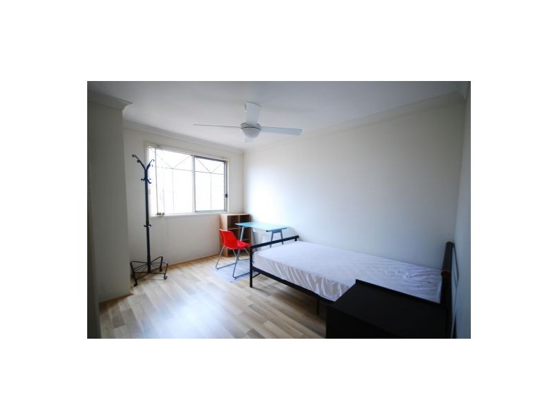 8 Manor Street, Eight Mile Plains QLD 4113