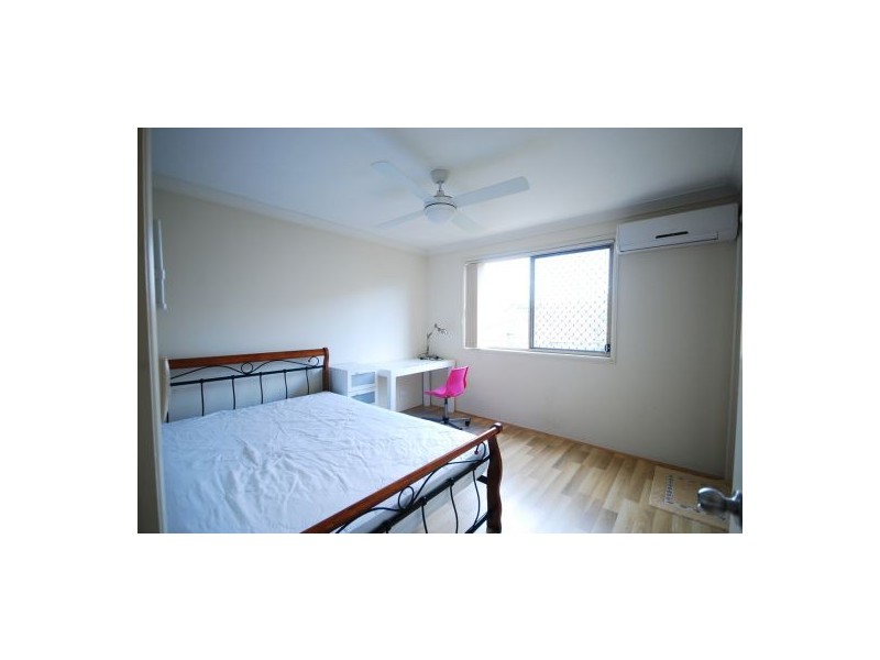 8 Manor Street, Eight Mile Plains QLD 4113