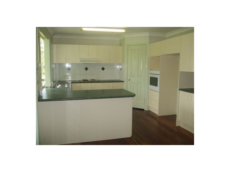 12 THIRD AVENUE, Marsden QLD 4132