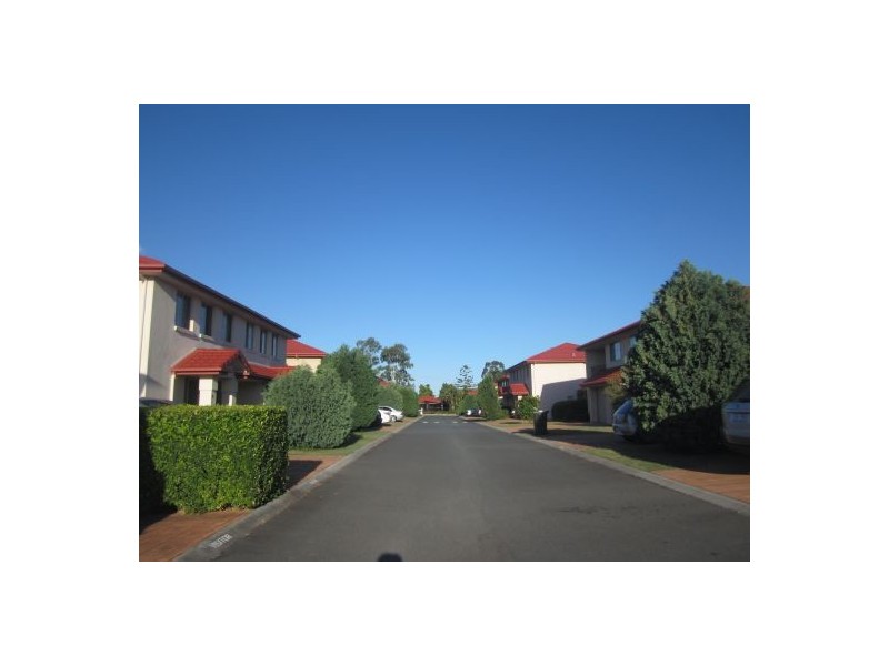 U53 /20 Young Place, Runcorn QLD 4113