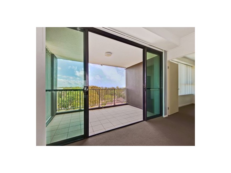 506/25 Dix Street, Redcliffe QLD 4020