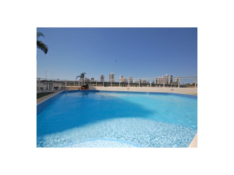 77 Brighton parade, Southport QLD 4215