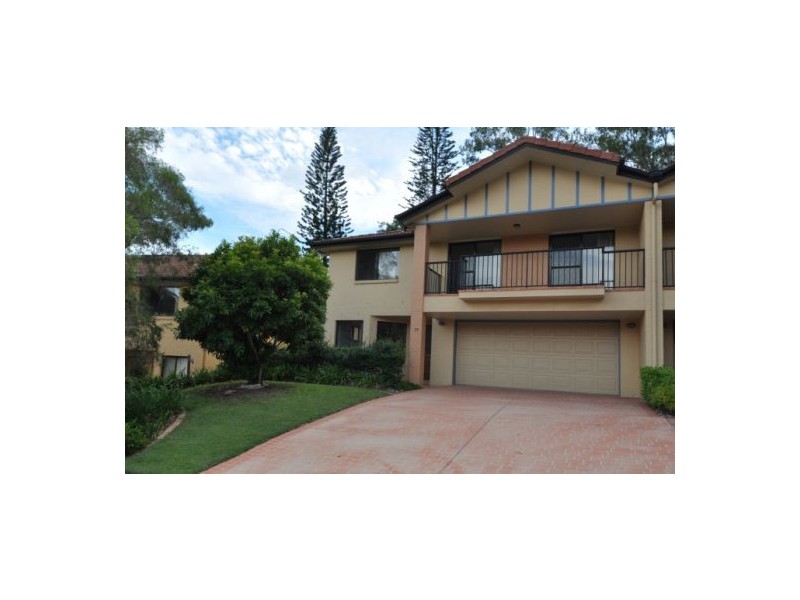 15/9 Pamela Place, Kenmore QLD 4069