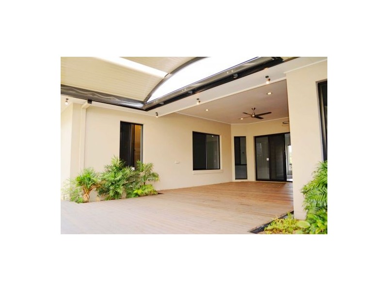 48 Juniper Circuit, Stretton QLD 4116