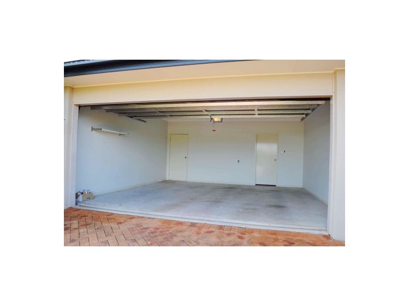 48 Juniper Circuit, Stretton QLD 4116