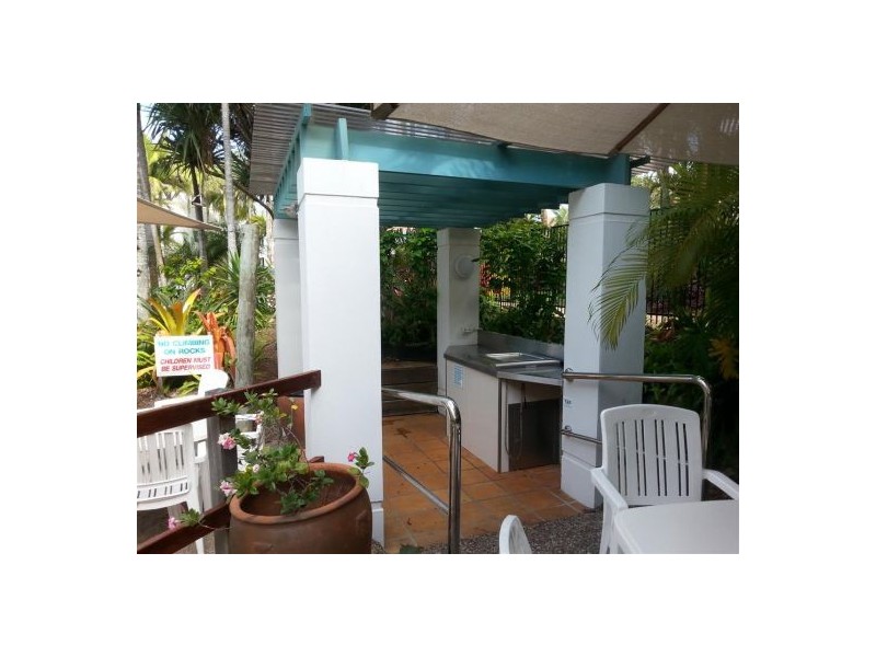 164 7 Redondo AV, Miami QLD 4220