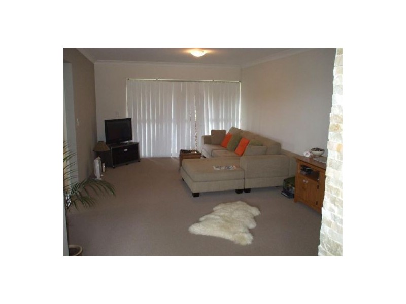 u64 22barbet place, Burleigh Waters QLD 4220