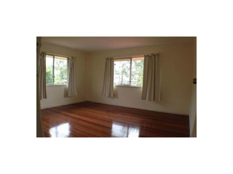 4. Elizabeth St, Toowong QLD 4066