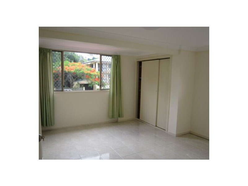 4. Elizabeth St, Toowong QLD 4066