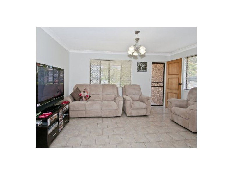 7 Kraatz Av, Loganlea QLD 4131