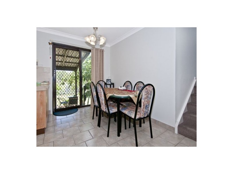 7 Kraatz Av, Loganlea QLD 4131