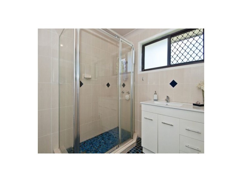 7 Kraatz Av, Loganlea QLD 4131