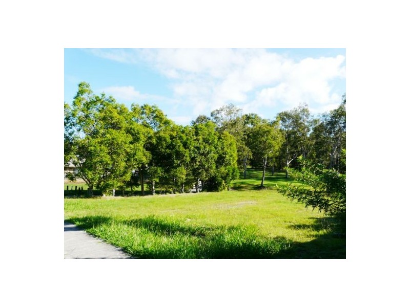 17 Helen Street, Hillcrest QLD 4118