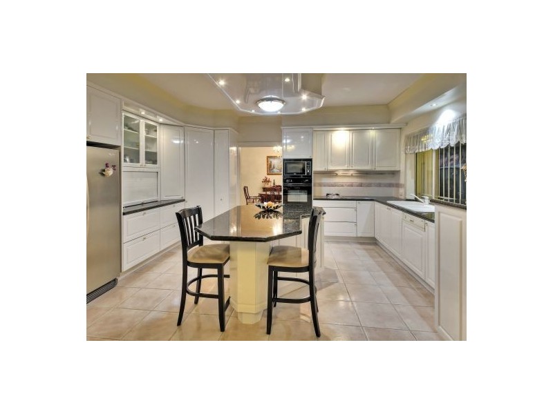 10 Grassland Place, Sunnybank Hills QLD 4109