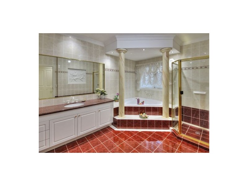 10 Grassland Place, Sunnybank Hills QLD 4109