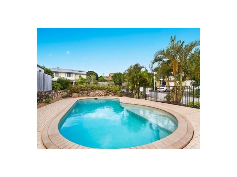 257 Broadwater Rd, Mansfield QLD 4122