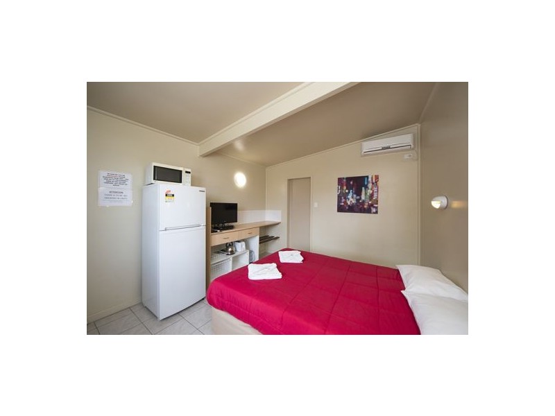 South Gladstone QLD 4680