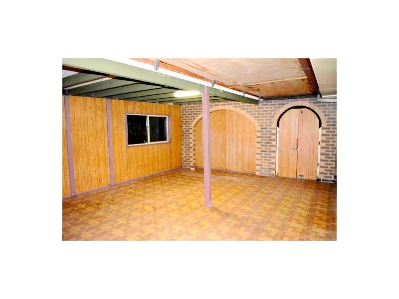 80 Estramina Road, Regents Park QLD 4118
