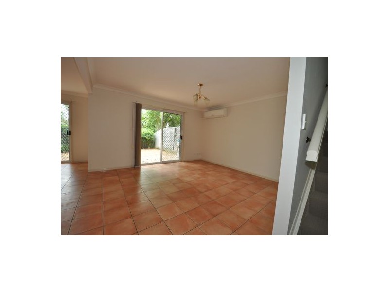 580 Seventeen Mile Rocks Road, Sinnamon Park QLD 4073