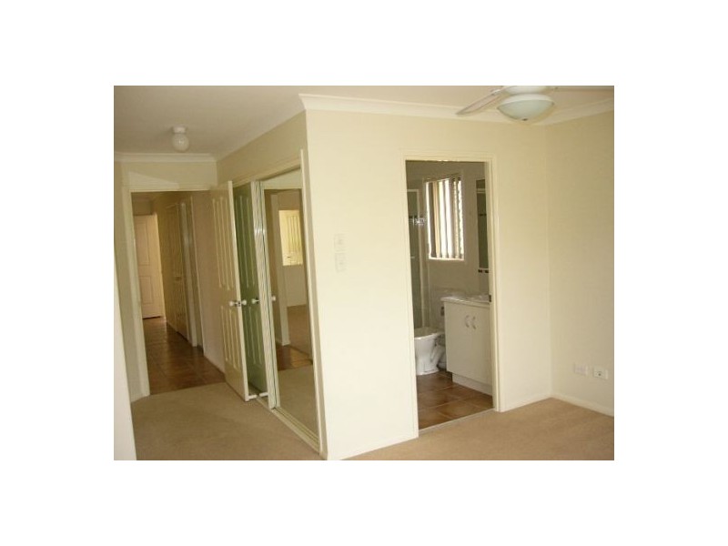 67. Manchester Street, Eight Mile Plains QLD 4113