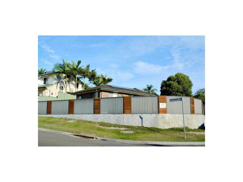 1 Peppertree St, Sinnamon Park QLD 4073