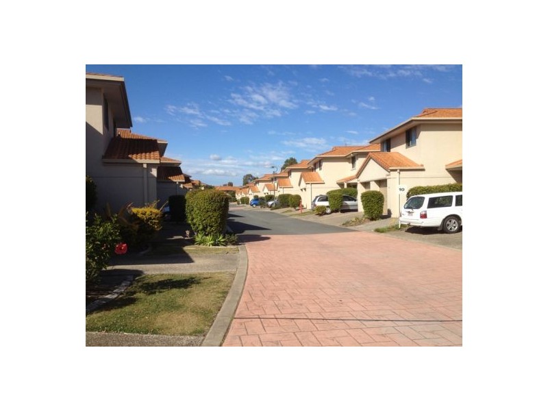 1-21 Regensberg Close, Varsity Lakes QLD 4227