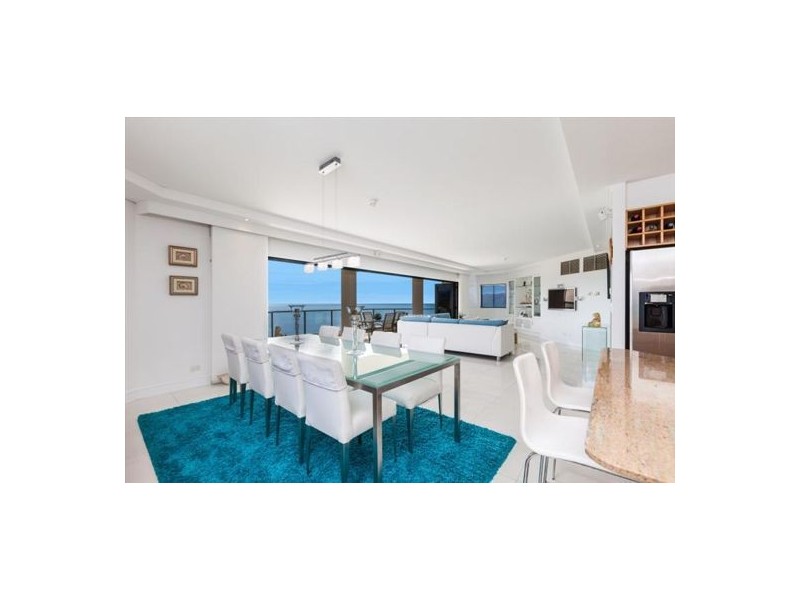 36/181 The Esplanade, Cairns North QLD 4870