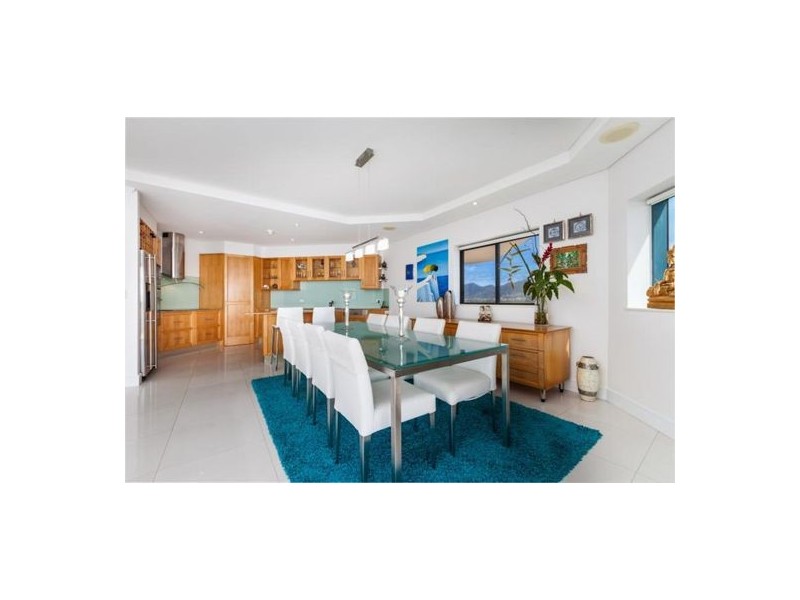 36/181 The Esplanade, Cairns North QLD 4870