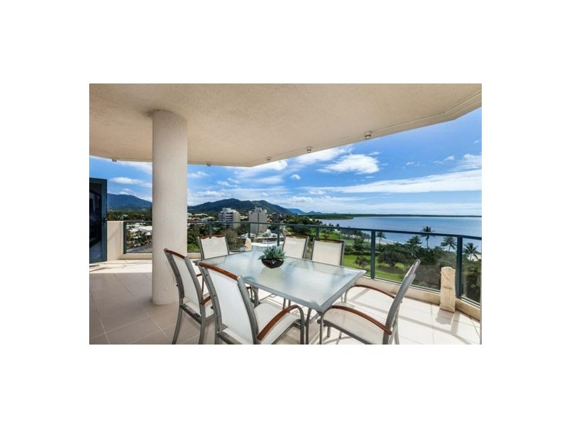 36/181 The Esplanade, Cairns North QLD 4870