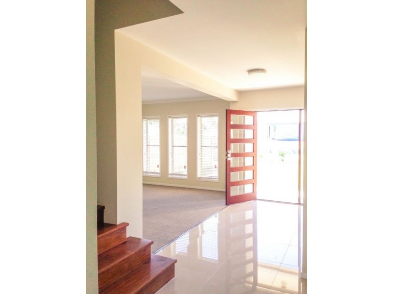 34 Curlew Street, Upper Kedron QLD 4055