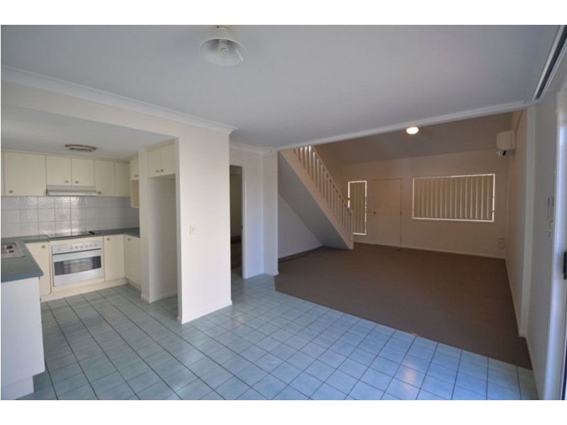 8/21 Stanton Rd, Tingalpa QLD 4173