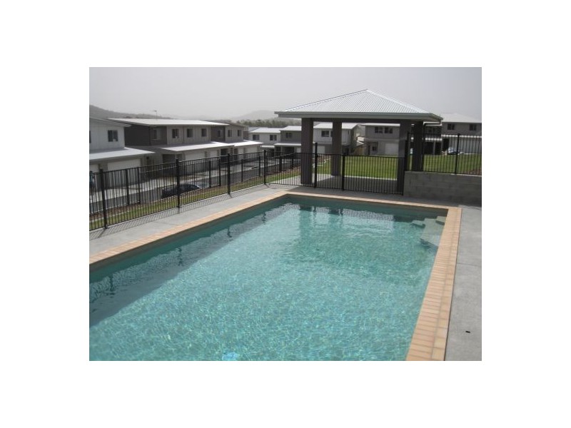 2 Toohey street, Pacific Pines QLD 4211