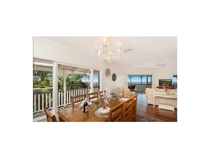 14. Eagles Retreat Place, Tamborine Mountain QLD 4272