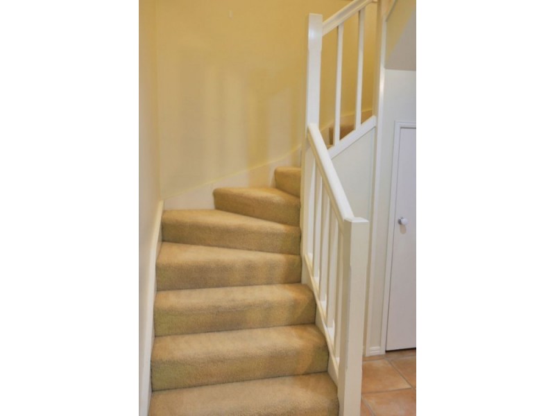 8 Buckingham Place, Eight Mile Plains QLD 4113