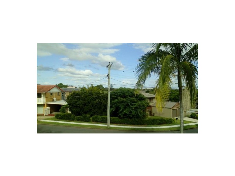 12- Le Grand St, Macgregor QLD 4109