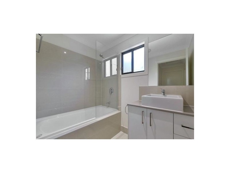 2 /34 Tudor St, Upper Mount Gravatt QLD 4122