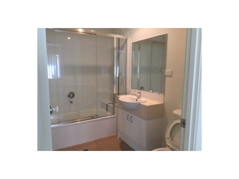 8 Rosegum Pl, Redbank Plains QLD 4301