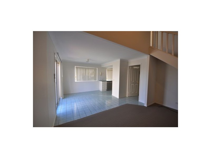 8a/21 Stanton Rd, Tingalpa QLD 4173