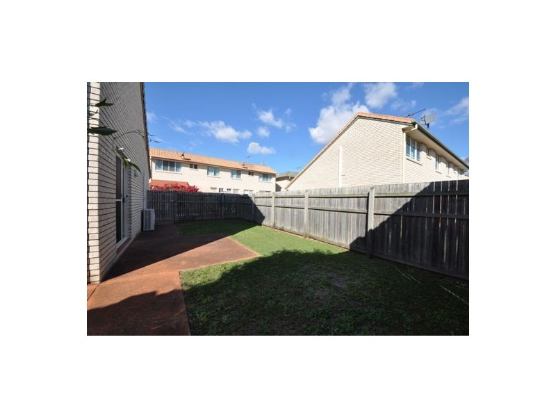 8a/21 Stanton Rd, Tingalpa QLD 4173
