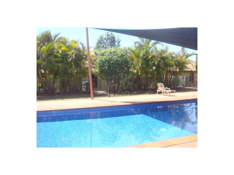 20, BROWN, Labrador QLD 4215