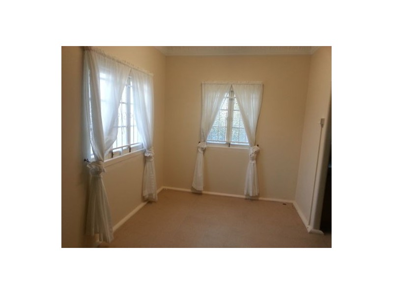 6 Highcrest Avenue, Wavell Heights QLD 4012