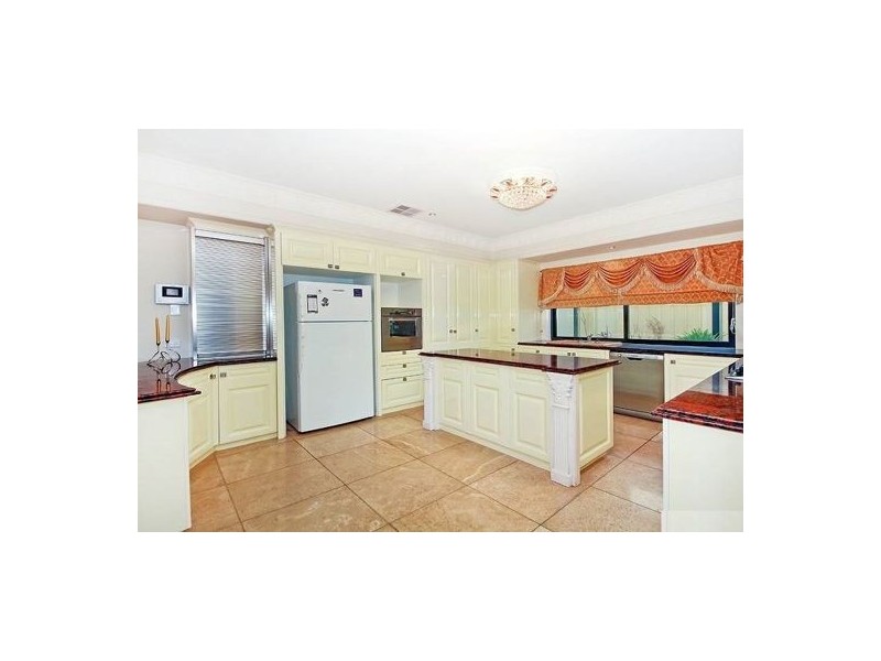 1 Amber Close, Eight Mile Plains QLD 4113