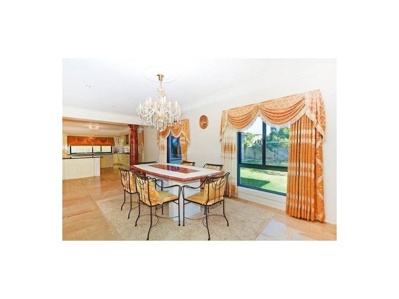 1 Amber Close, Eight Mile Plains QLD 4113