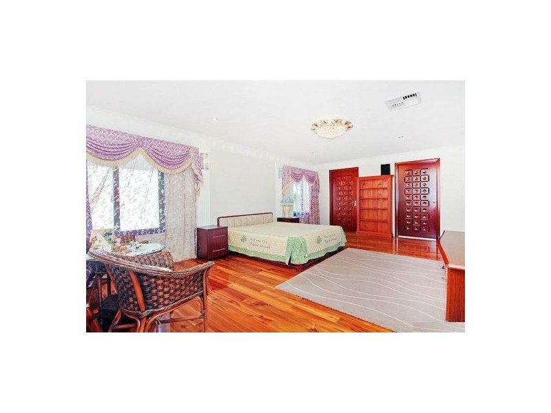 1 Amber Close, Eight Mile Plains QLD 4113