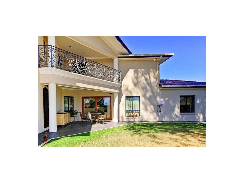 1 Amber Close, Eight Mile Plains QLD 4113