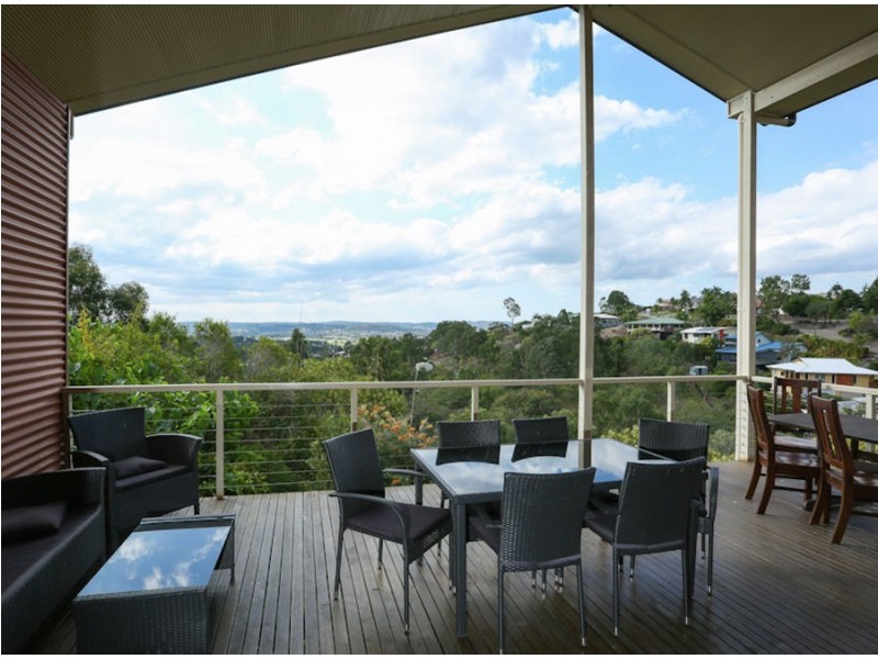 6-8 Hillside Crescent, Edens Landing QLD 4207