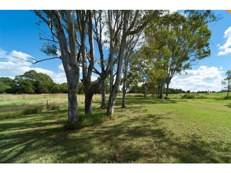 11. Danyenah St, Loganholme QLD 4129