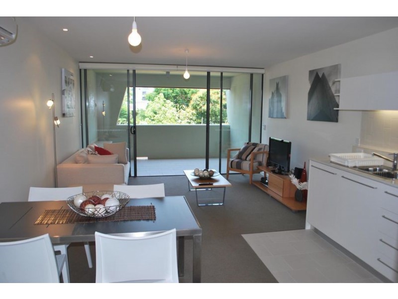 8 Musgrave, West End QLD 4101