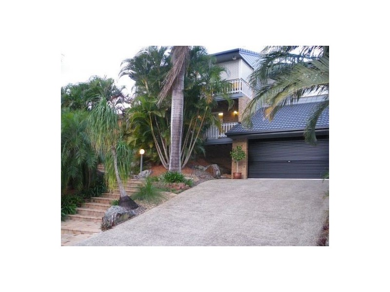 9. Gwandalan St, Eight Mile Plains QLD 4113