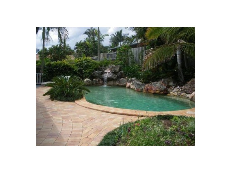 9. Gwandalan St, Eight Mile Plains QLD 4113